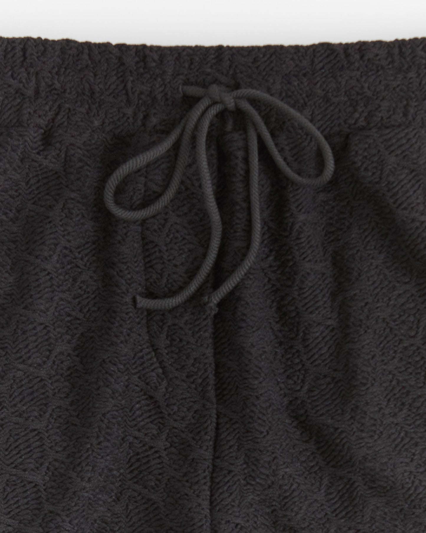 Reason Jacquard Textured Knit Shorts - Black